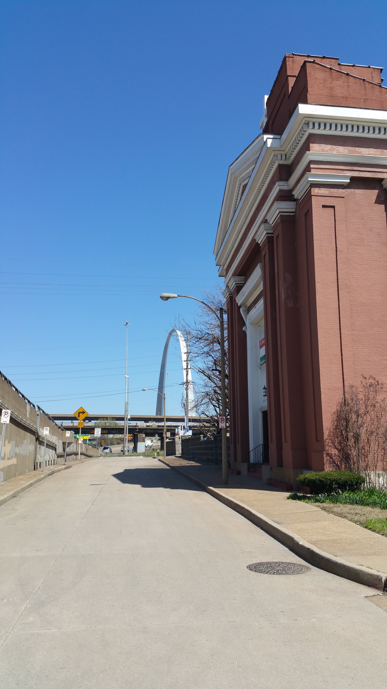 Saint Mary of Victories — Exterior