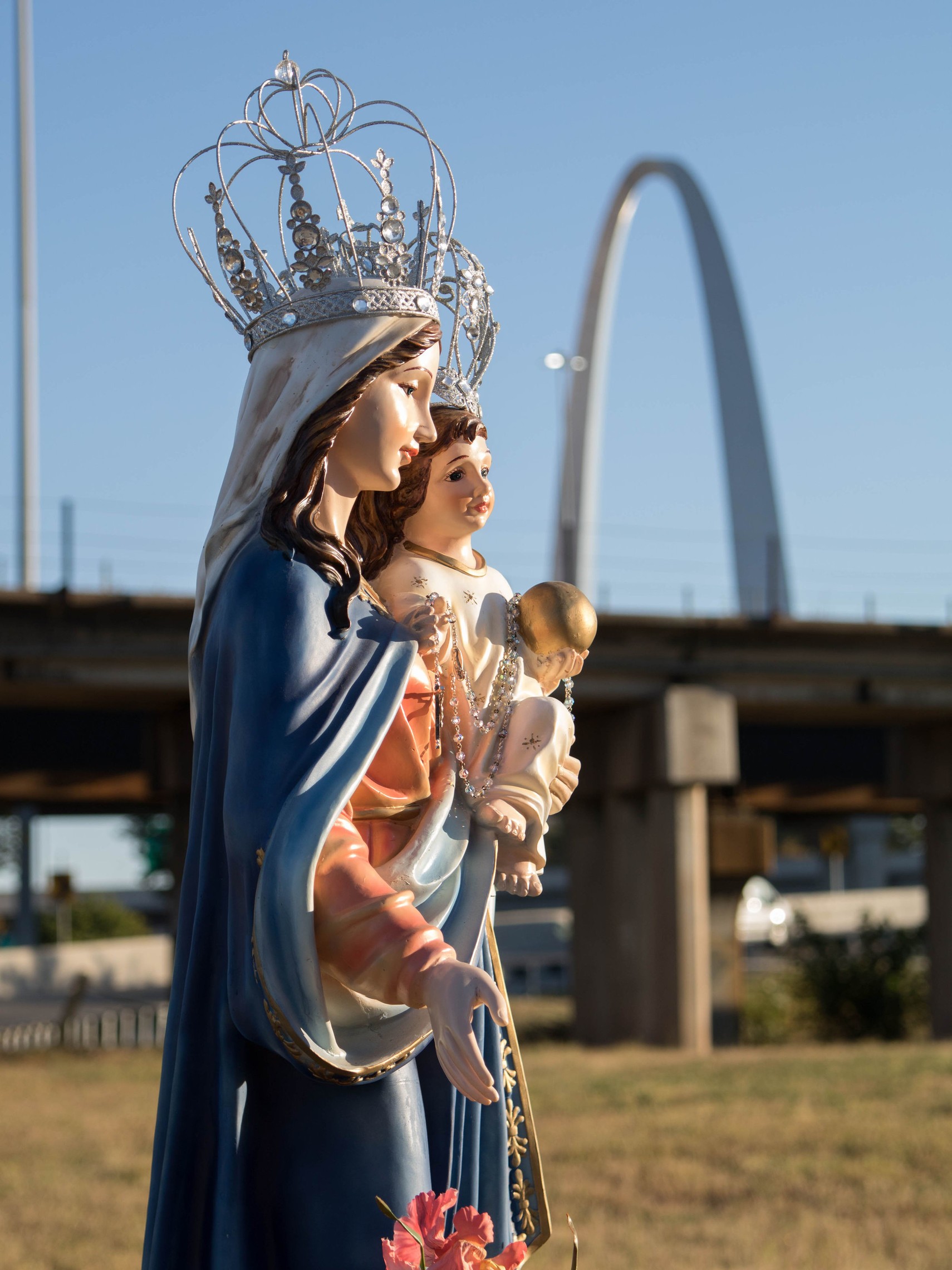 Our Lady of Victories with the Gateway Arch